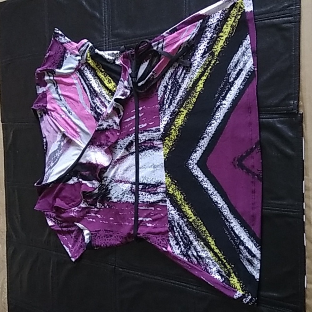 Apt. 9 wrap top